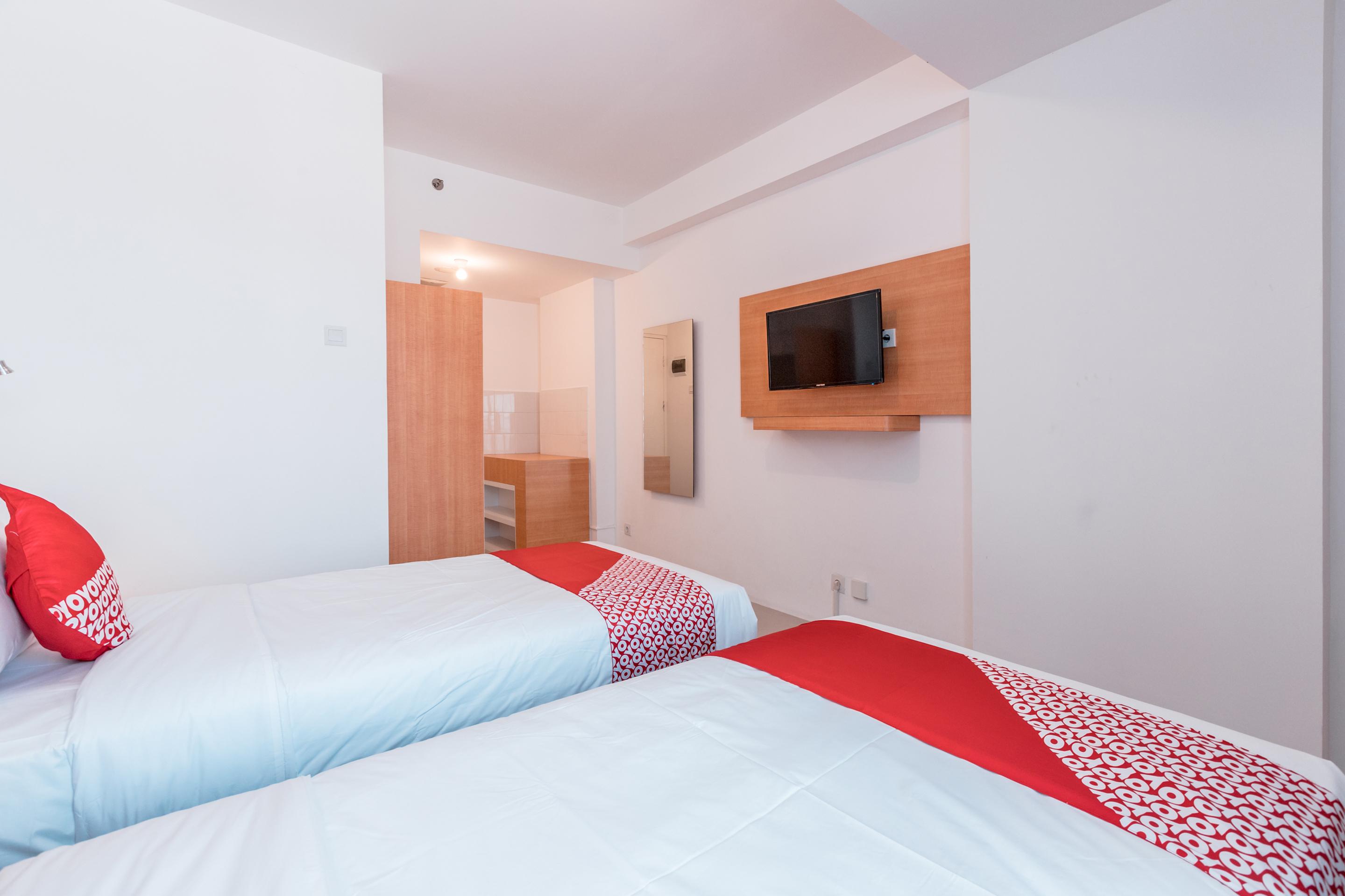 Oyo Flagship 766 Prima Orchard Hotel Bekasi Exterior foto