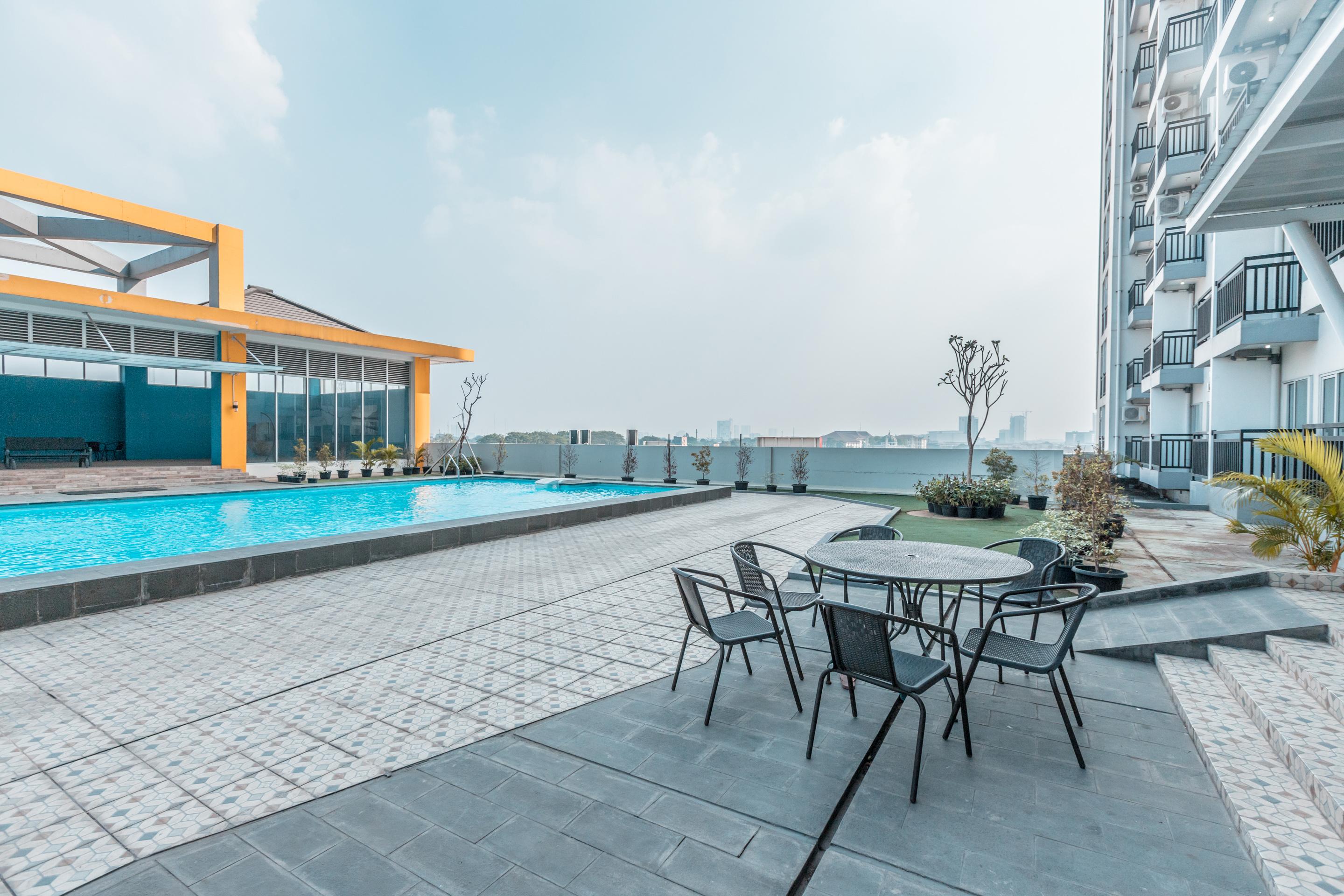 Oyo Flagship 766 Prima Orchard Hotel Bekasi Exterior foto