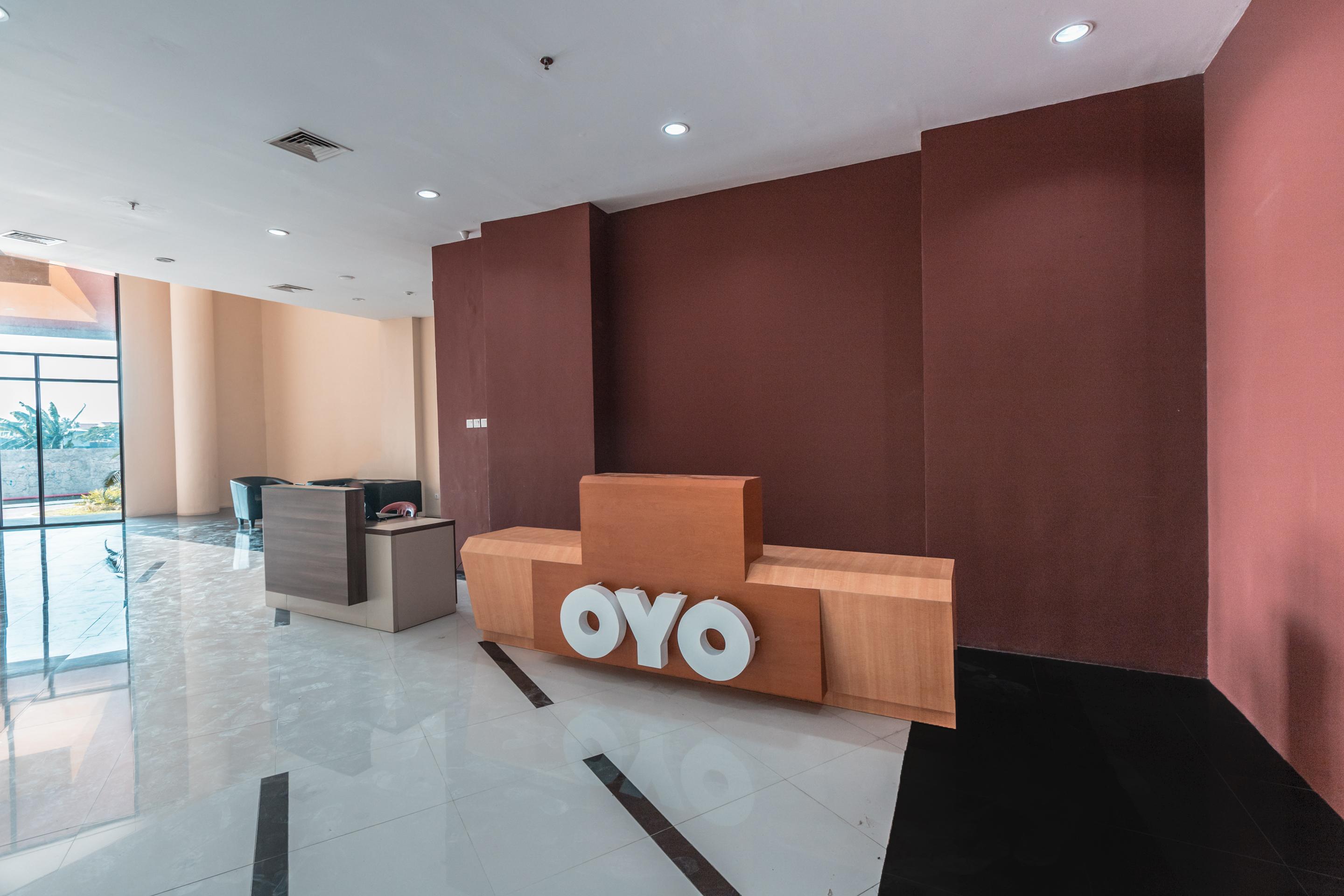 Oyo Flagship 766 Prima Orchard Hotel Bekasi Exterior foto