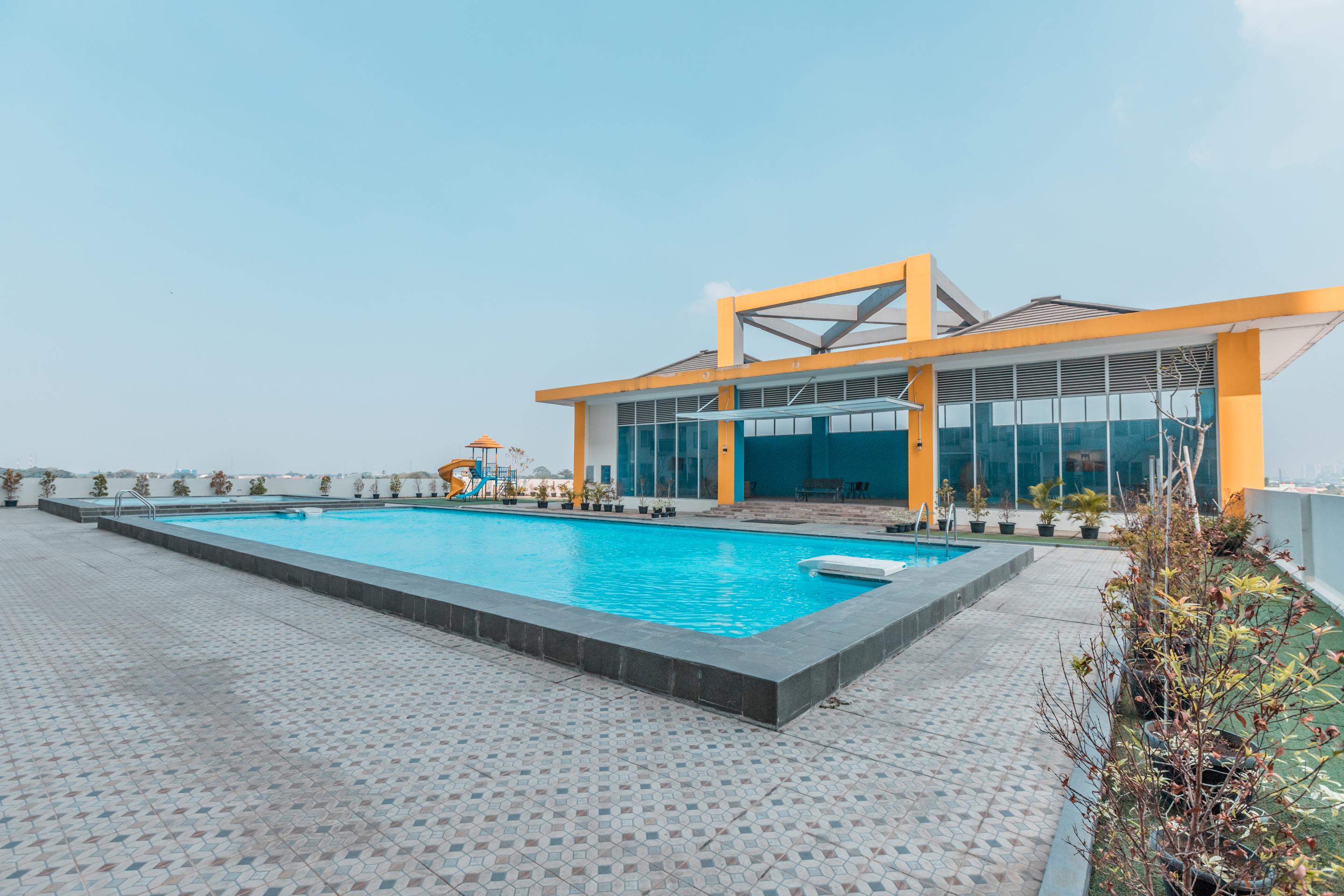 Oyo Flagship 766 Prima Orchard Hotel Bekasi Exterior foto
